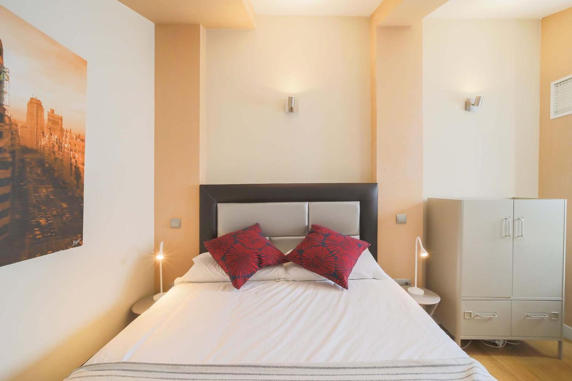 Two Bedroom Apartment Plaza Mayor By Sharingco Madrid Dış mekan fotoğraf
