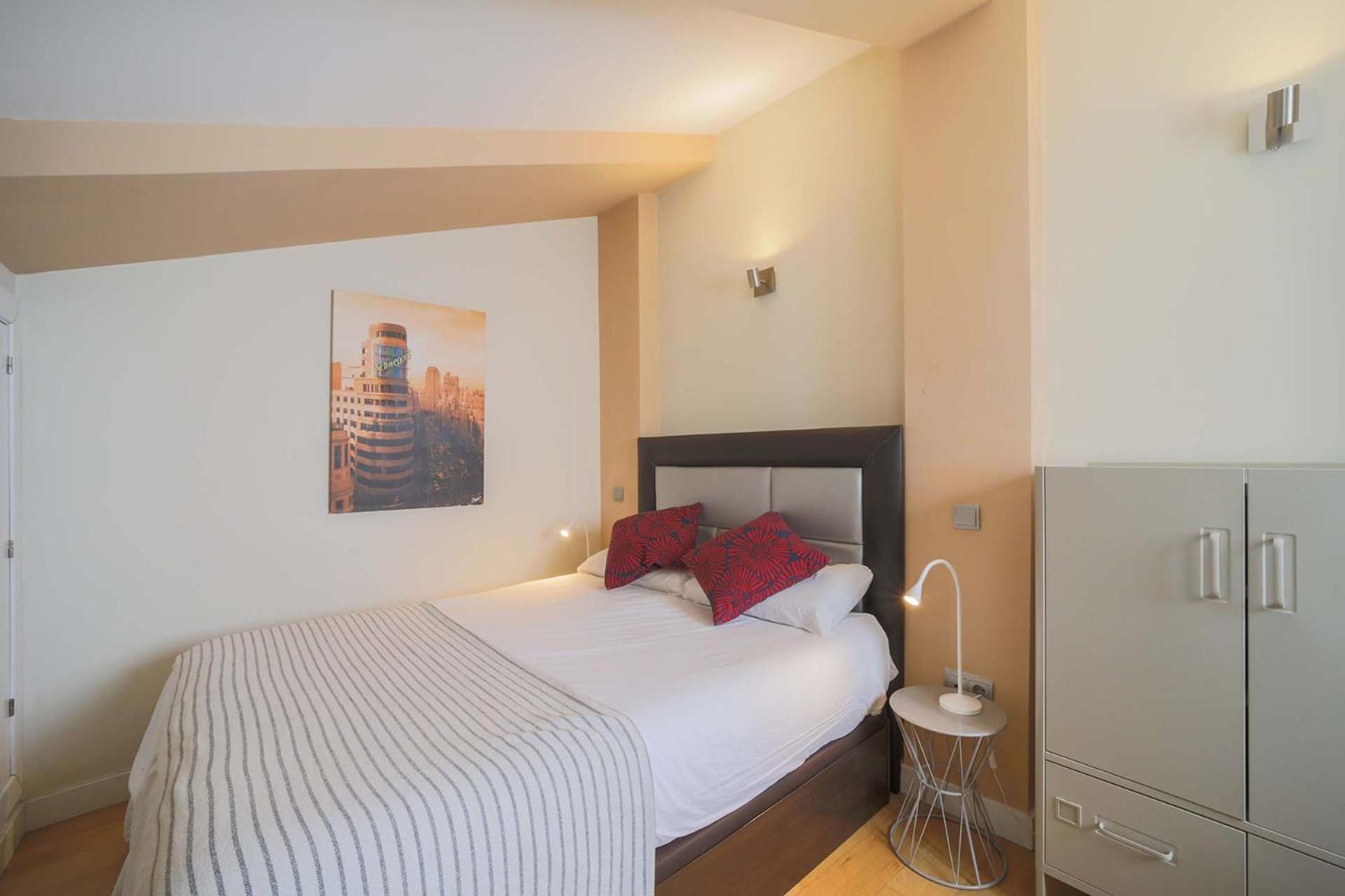 Two Bedroom Apartment Plaza Mayor By Sharingco Madrid Dış mekan fotoğraf