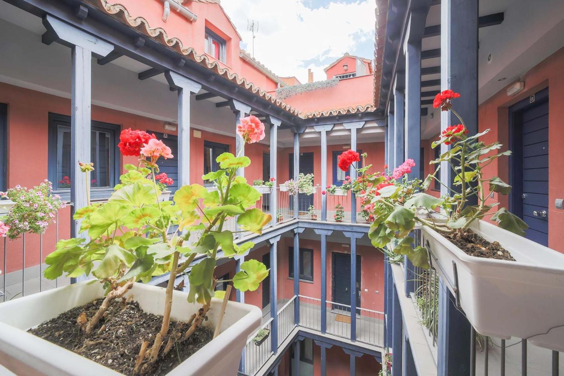 Two Bedroom Apartment Plaza Mayor By Sharingco Madrid Dış mekan fotoğraf
